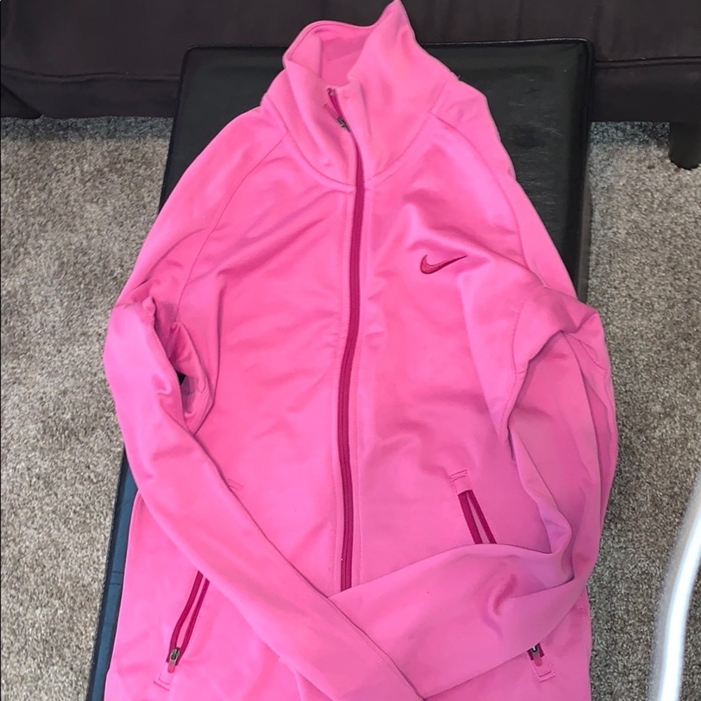 Briefly worn women’s M Nike dri-fit jacket